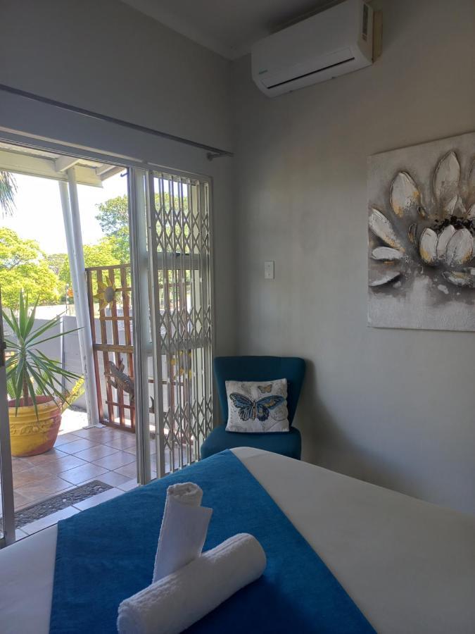 Dreamers Guesthouse - No Loadshedding King William's Town Exteriör bild